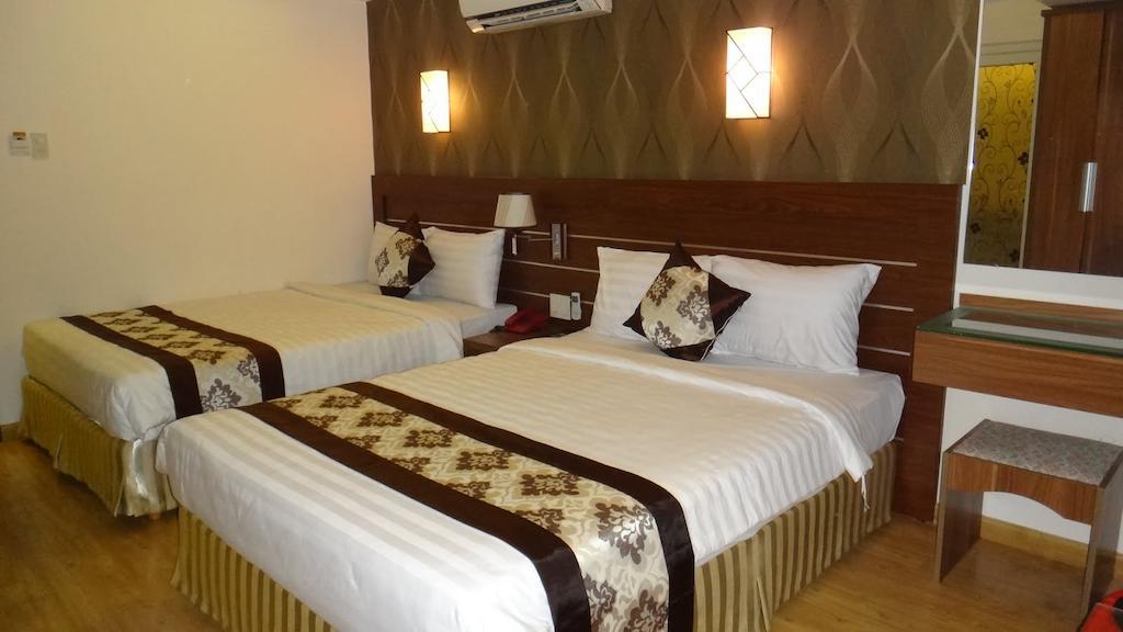 Minh Nhat Hotel Nha Trang Quarto foto